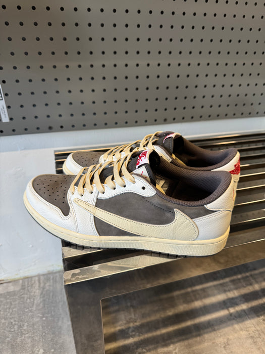 Travis Scott x Air Jordan 1 Retro Low OG 'Reverse Mocha' | Vitnage Clothing Store Canada