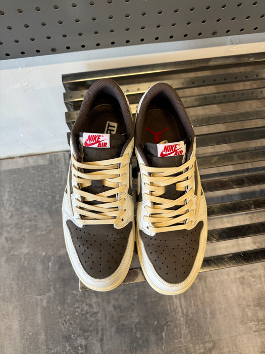 Travis Scott x Air Jordan 1 Retro Low OG 'Reverse Mocha' | Vitnage Clothing Store Canada