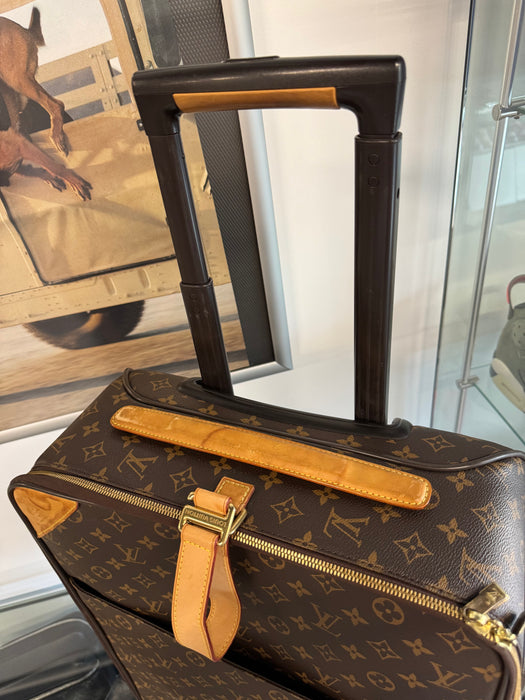 2011 Louis Vuitton Pegase 50 Suitcase | Vitnage Clothing Store Canada