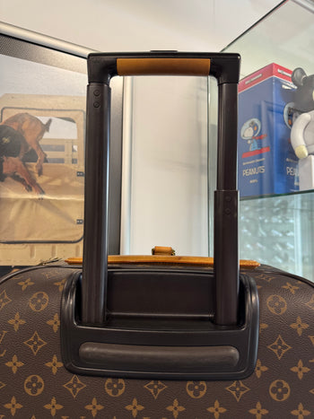 2011 Louis Vuitton Pegase 50 Suitcase
