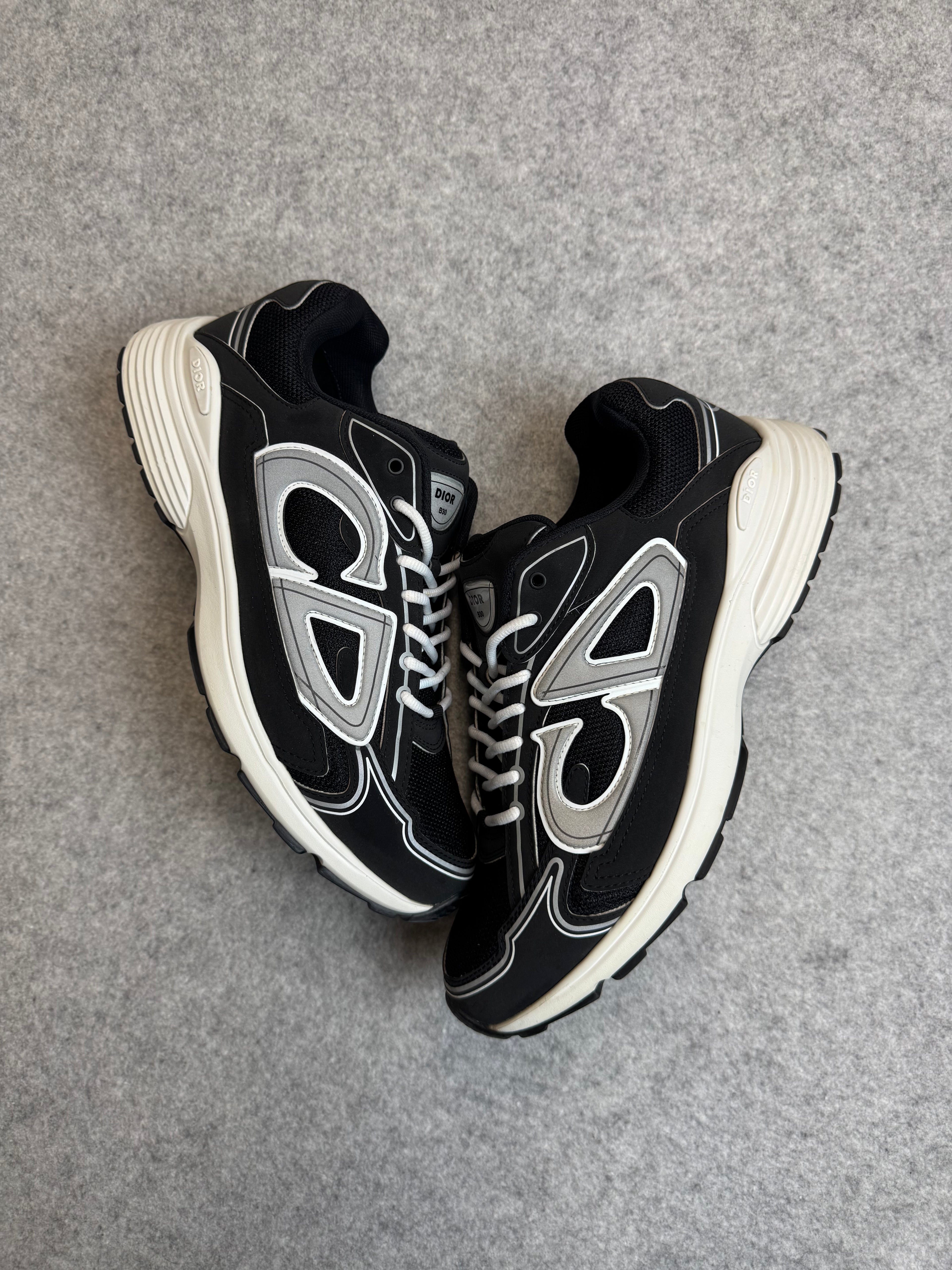 Dior B30 Black (USED)