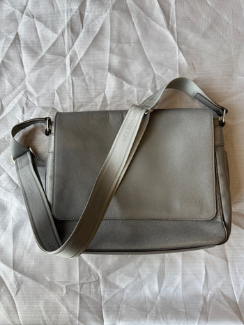 Louis Vuitton MM Messenger Bag Glacier