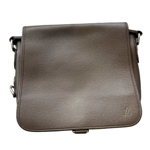 Louis Vuitton Taiga Andrei Grizzly Messenger Bag | Vintage Clothing Store Canada