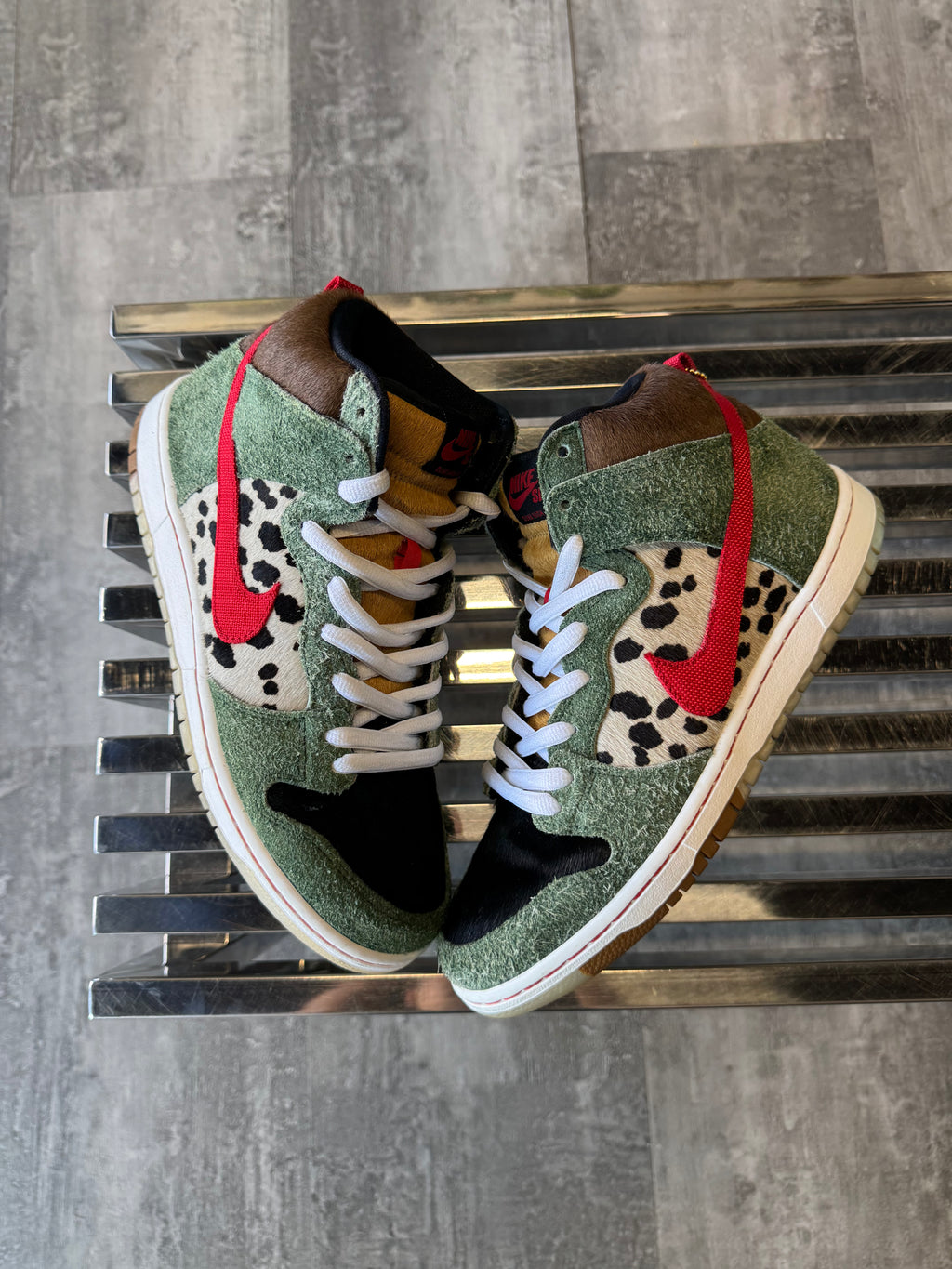 Nike SB Dunk High Dog Walker (USED)